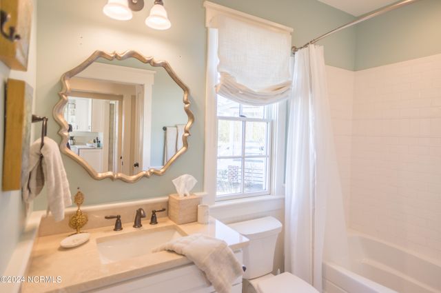 7 Back Cove Circle 32c, Oriental, NC 28571