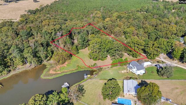 1109 Natures Cove Rd, Saluda, SC 29138