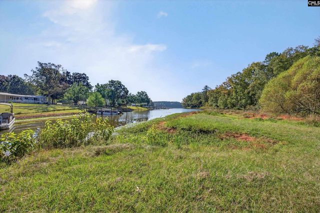 1109 Natures Cove Rd, Saluda, SC 29138