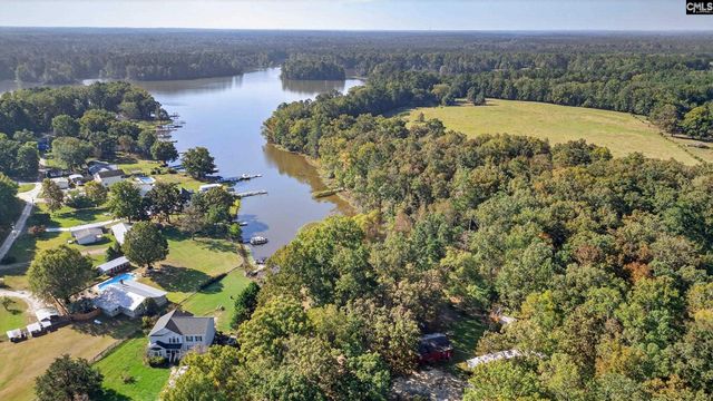 1109 Natures Cove Rd, Saluda, SC 29138