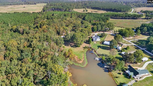 1109 Natures Cove Rd, Saluda, SC 29138