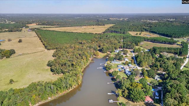 1109 Natures Cove Rd, Saluda, SC 29138