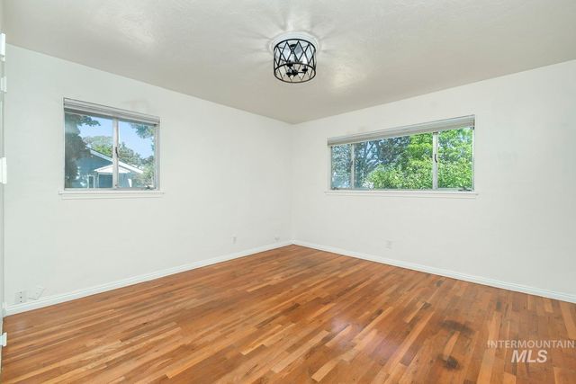 2379 W Palouse St, Boise, ID 83705