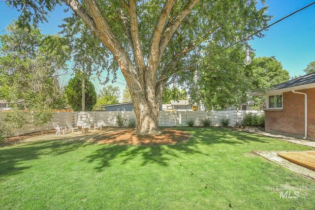 2379 W Palouse St, Boise, ID 83705