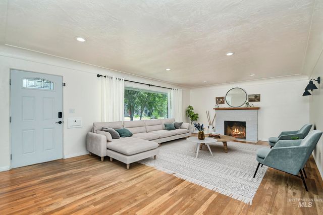 2379 W Palouse St, Boise, ID 83705
