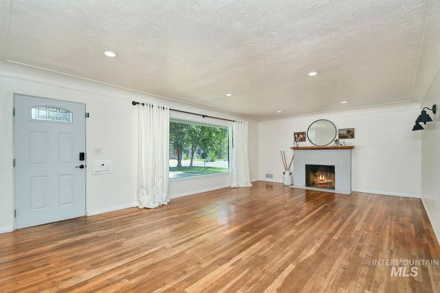 2379 W Palouse St, Boise, ID 83705
