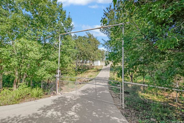 3624 WEGNER RD, New Braunfels, TX 78132