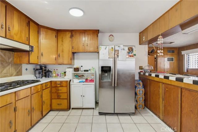 234 E 111th Street, Los Angeles, CA 90061