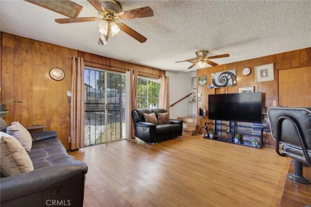 234 E 111th Street, Los Angeles, CA 90061