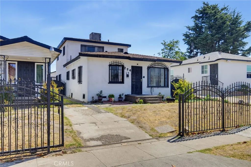 234 E 111th Street, Los Angeles, CA 90061