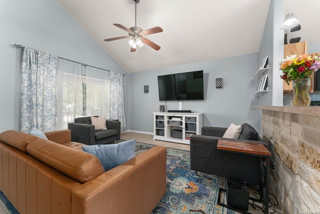 708 Cashew, Spring Branch, TX 78070