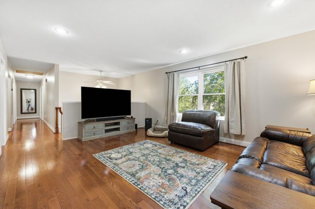 97 Edgewood Circle, Fort Oglethorpe, GA 30742