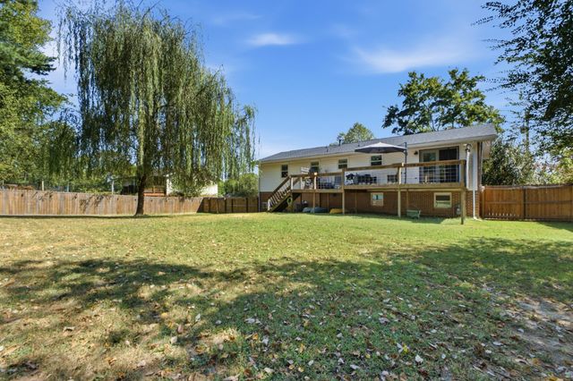 97 Edgewood Circle, Fort Oglethorpe, GA 30742