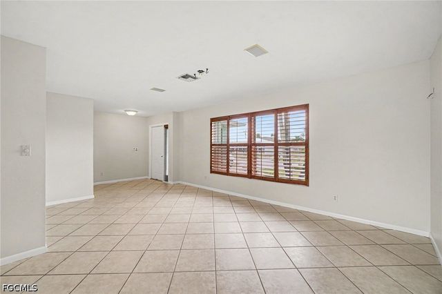 4437 SE 10th AVE, Cape Coral, FL 33904