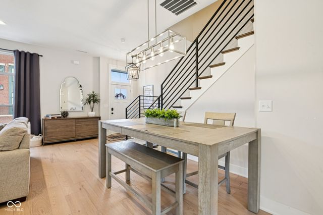 237 Poplar Street, Westfield, IN 46074