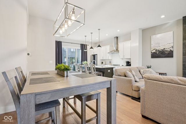 237 Poplar Street, Westfield, IN 46074