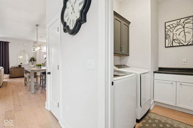 237 Poplar Street, Westfield, IN 46074