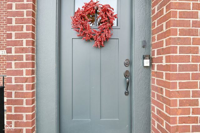 237 Poplar Street, Westfield, IN 46074