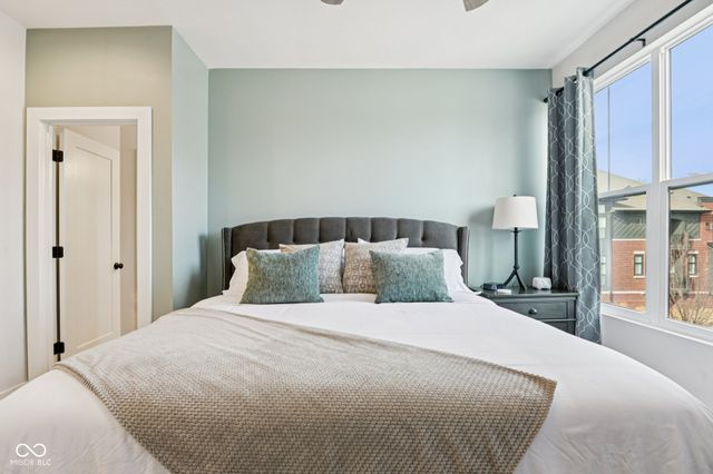 237 Poplar Street, Westfield, IN 46074