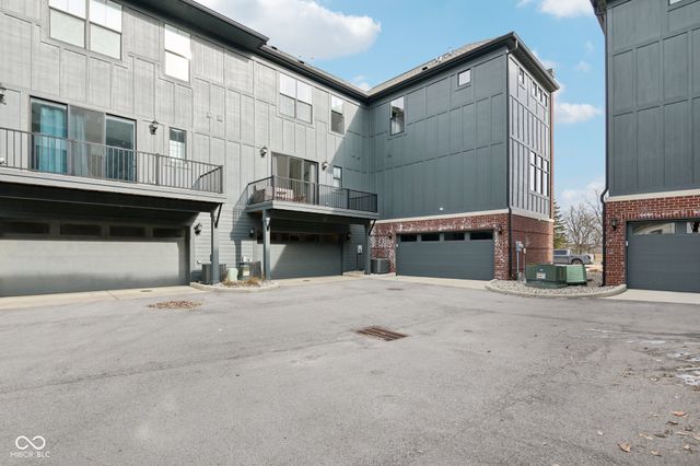 237 Poplar Street, Westfield, IN 46074