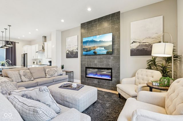 237 Poplar Street, Westfield, IN 46074