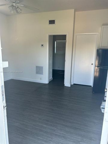 10296 SW 175th St 10296, Miami, FL 33157