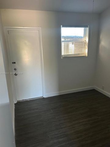 10296 SW 175th St 10296, Miami, FL 33157