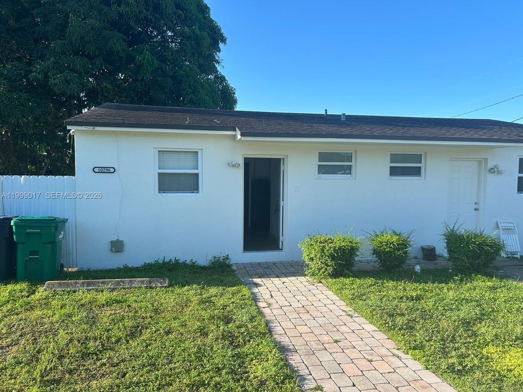 10296 SW 175th St 10296, Miami, FL 33157
