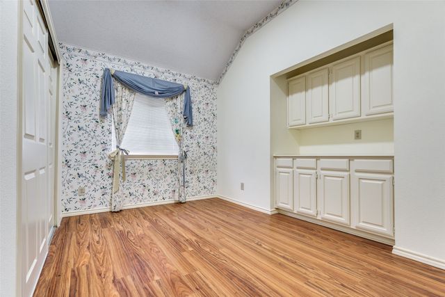 4210 Stonecastle Drive, Garland, TX 75044