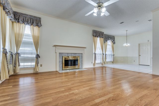 4210 Stonecastle Drive, Garland, TX 75044