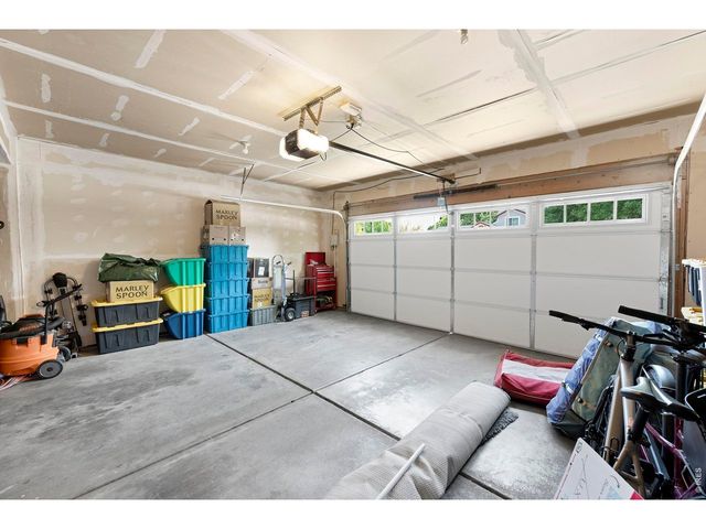 2124 Thunderstone Ct, Fort Collins, CO 80525