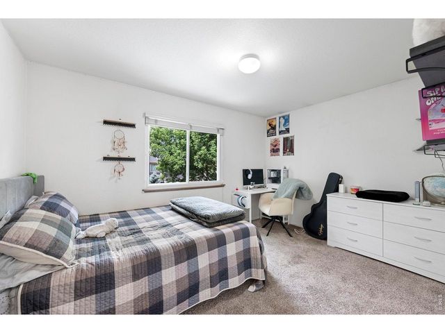 2124 Thunderstone Ct, Fort Collins, CO 80525