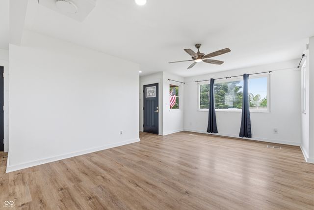 5262 E 200 N, Franklin, IN 46131