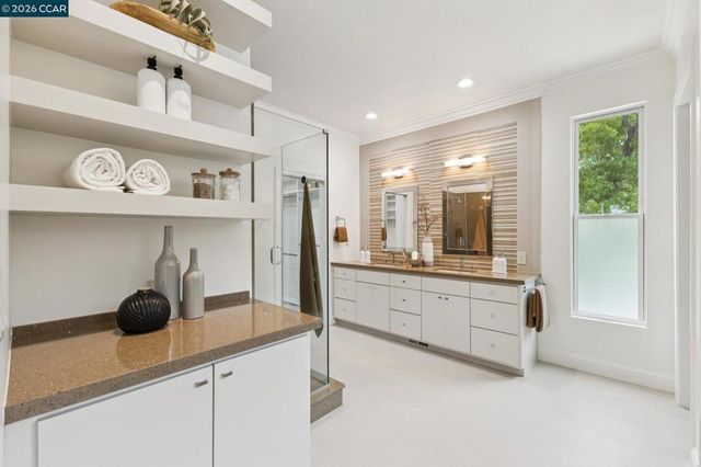 3646 Happy Valley Rd, Lafayette, CA 94549