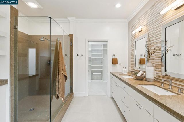 3646 Happy Valley Rd, Lafayette, CA 94549