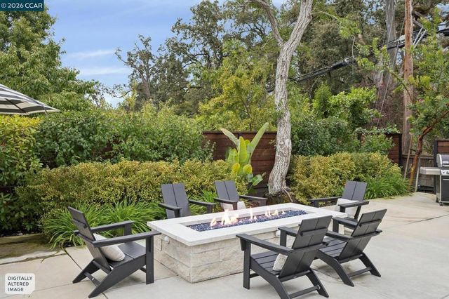 3646 Happy Valley Rd, Lafayette, CA 94549