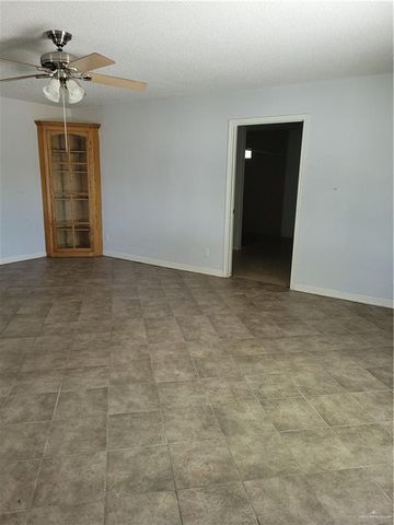 208 W Mile 21 Road, Edinburg, TX 78541