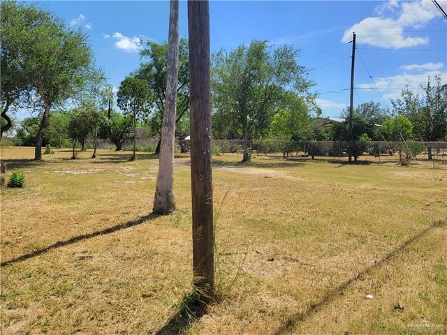 208 W Mile 21 Road, Edinburg, TX 78541