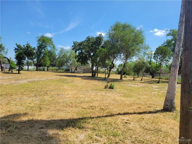 208 W Mile 21 Road, Edinburg, TX 78541