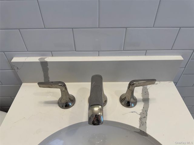 131-30 Laurelton Parkway Lower, Laurelton, NY 11422