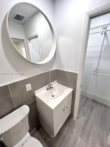 2645 SE 1st Ct 4, Pompano Beach, FL 33062