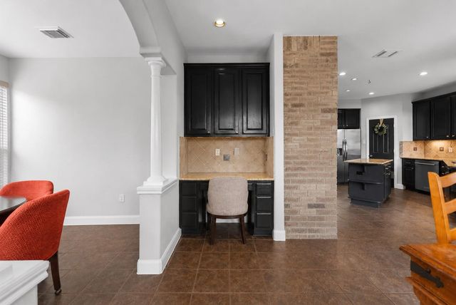 5602 Kingsfield Court, League City, TX 77573