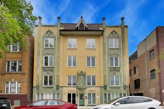 1636 W Melrose Street 303, Chicago, IL 60657