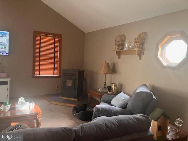 4190 HECKTOWN RD, Bethlehem, PA 18020