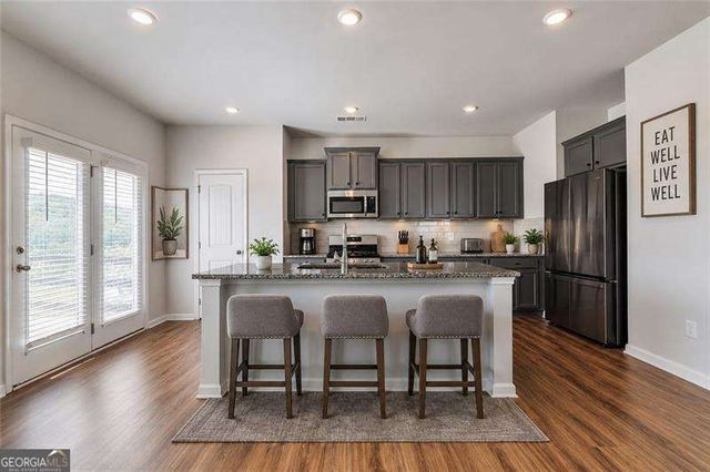 118 Briarwood Drive E, Dawsonville, GA 30534