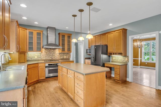 4002 GLENFINNAN PL, Mechanicsburg, PA 17055