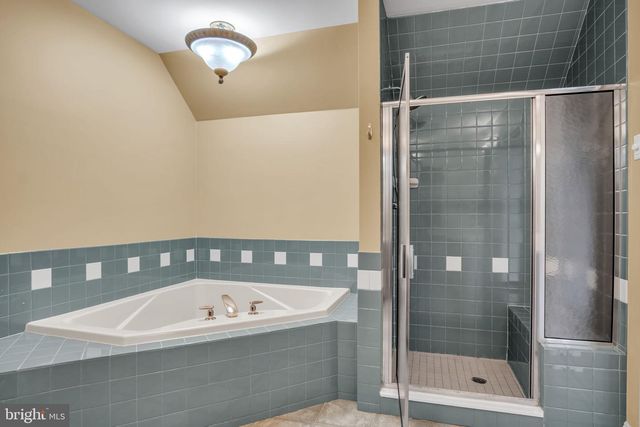 4002 GLENFINNAN PL, Mechanicsburg, PA 17055