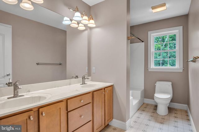 4002 GLENFINNAN PL, Mechanicsburg, PA 17055