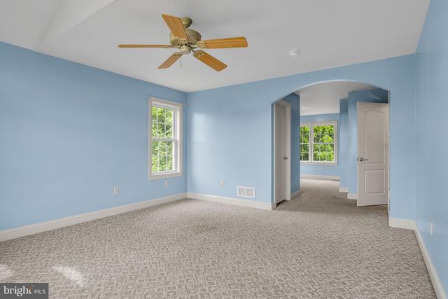 4002 GLENFINNAN PL, Mechanicsburg, PA 17055