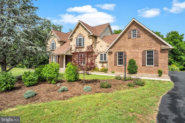 4002 GLENFINNAN PL, Mechanicsburg, PA 17055